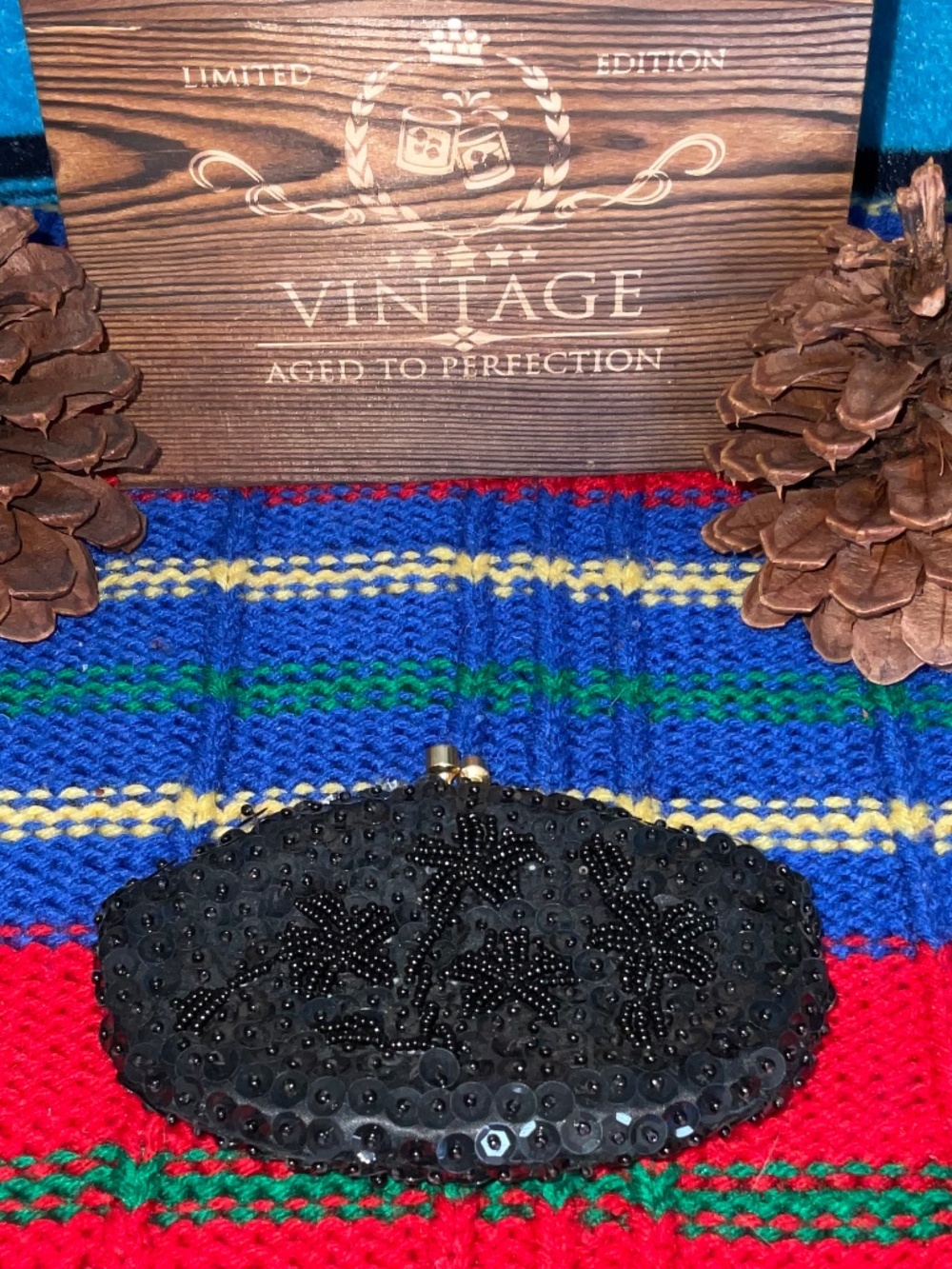 Vintage Hand- Beaded Sequin Evening Kisslock Coin Purse Pouch- Midnight Black